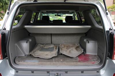 2004 Toyota 4Runner SR5   - Photo 16 - Shoreline, WA 98133