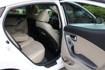 2014 Hyundai Elantra Limited   - Photo 6 - Shoreline, WA 98133