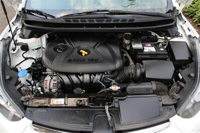 2014 Hyundai Elantra Limited   - Photo 19 - Shoreline, WA 98133