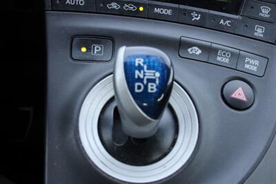2011 Toyota Prius Two   - Photo 8 - Shoreline, WA 98133