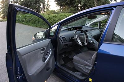 2011 Toyota Prius Two   - Photo 5 - Shoreline, WA 98133