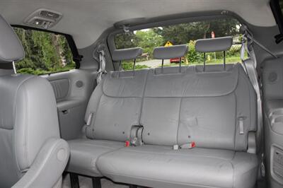 2009 Toyota Sienna Limited   - Photo 16 - Shoreline, WA 98133