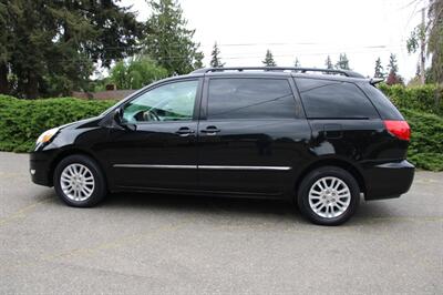 2009 Toyota Sienna Limited   - Photo 13 - Shoreline, WA 98133