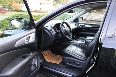 2019 Nissan Pathfinder SL   - Photo 5 - Shoreline, WA 98133