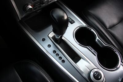 2019 Nissan Pathfinder SL   - Photo 8 - Shoreline, WA 98133