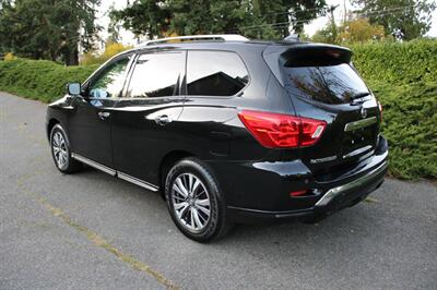 2019 Nissan Pathfinder SL   - Photo 4 - Shoreline, WA 98133