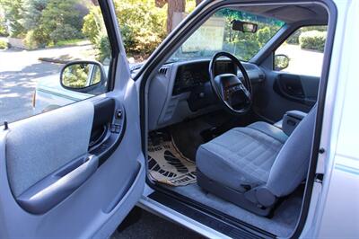 1993 Ford Ranger XL 2dr XL   - Photo 5 - Shoreline, WA 98133