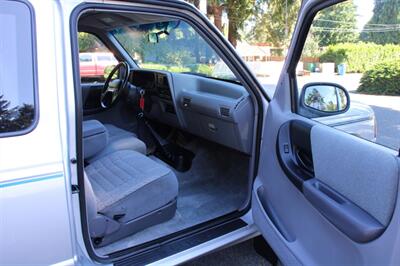 1993 Ford Ranger XL 2dr XL   - Photo 10 - Shoreline, WA 98133