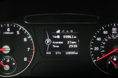 2017 Kia Sorento LX   - Photo 7 - Shoreline, WA 98133