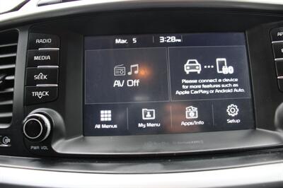 2017 Kia Sorento LX   - Photo 10 - Shoreline, WA 98133