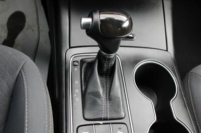 2017 Kia Sorento LX   - Photo 8 - Shoreline, WA 98133