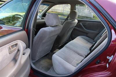 1998 Toyota Camry LE   - Photo 14 - Shoreline, WA 98133