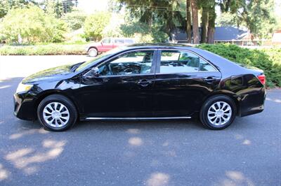2014 Toyota Camry LE   - Photo 13 - Shoreline, WA 98133