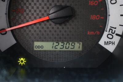 2011 Toyota Tacoma   - Photo 6 - Shoreline, WA 98133