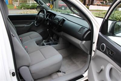 2011 Toyota Tacoma   - Photo 12 - Shoreline, WA 98133