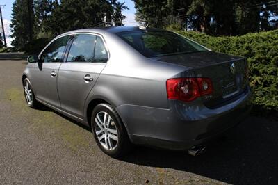 2005 Volkswagen Jetta 2.5 102K MILES   - Photo 4 - Shoreline, WA 98133
