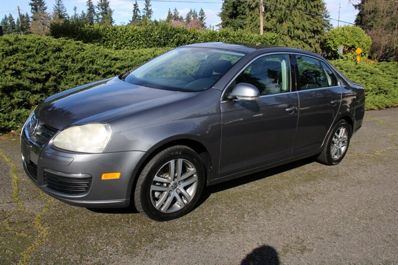 2005 Volkswagen Jetta 2.5 102K MILES   - Photo 1 - Shoreline, WA 98133