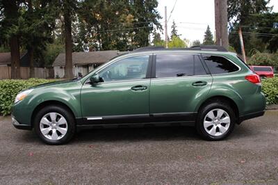 2010 Subaru Outback 2.5i Premium   - Photo 12 - Shoreline, WA 98133