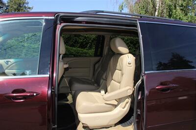 2010 Honda Odyssey EX-L   - Photo 15 - Shoreline, WA 98133