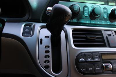 2010 Honda Odyssey EX-L   - Photo 8 - Shoreline, WA 98133