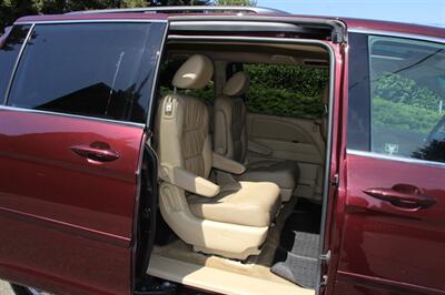 2010 Honda Odyssey EX-L   - Photo 6 - Shoreline, WA 98133