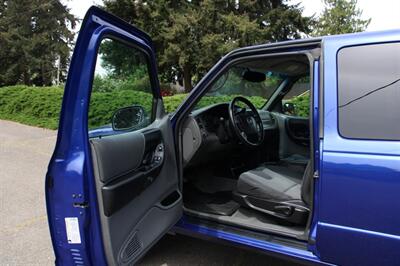 2005 Mazda B4000 SE   - Photo 5 - Shoreline, WA 98133