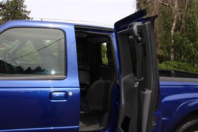 2005 Mazda B4000 SE   - Photo 14 - Shoreline, WA 98133