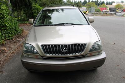 1999 Lexus RX 300   - Photo 10 - Shoreline, WA 98133