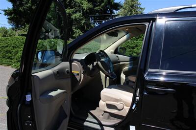 2012 Kia Sedona LX   - Photo 5 - Shoreline, WA 98133
