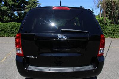 2012 Kia Sedona LX   - Photo 11 - Shoreline, WA 98133