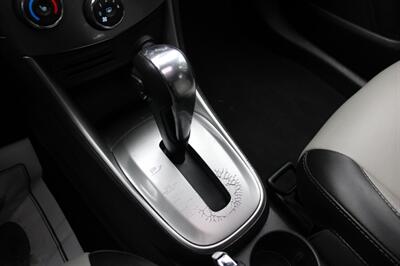2015 Chevrolet Trax LTZ   - Photo 8 - Shoreline, WA 98133