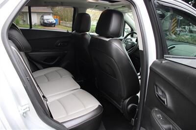 2015 Chevrolet Trax LTZ   - Photo 6 - Shoreline, WA 98133
