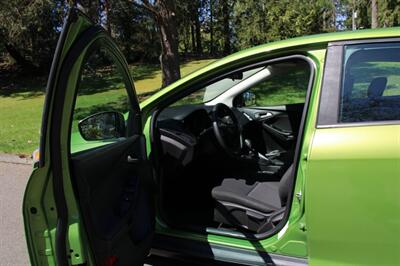 2018 Ford Focus SE 1-owner   - Photo 5 - Shoreline, WA 98133