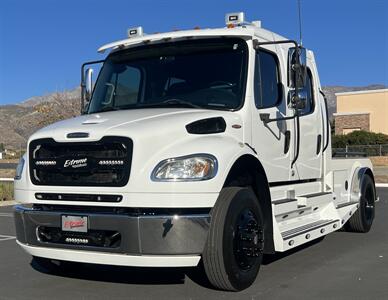 2014 Freightliner SPORTCHASSIS  RHA114 Truck