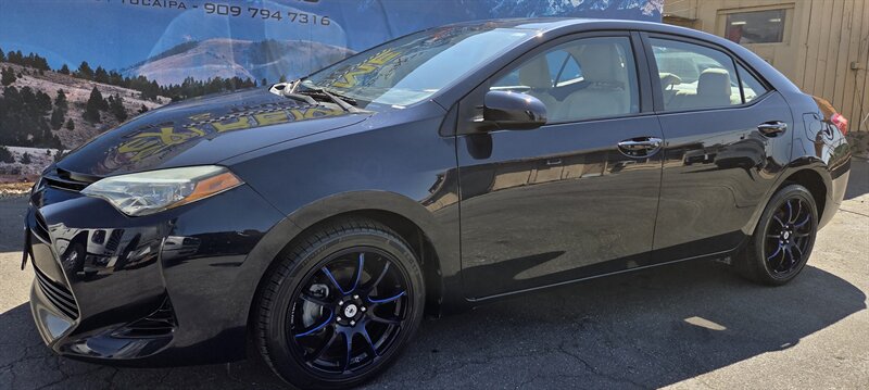 2017 Toyota Corolla LE  