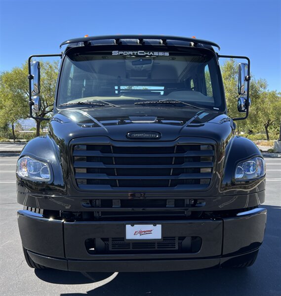 2025 Freightliner LH5 SPORTCHASSIS  LH5