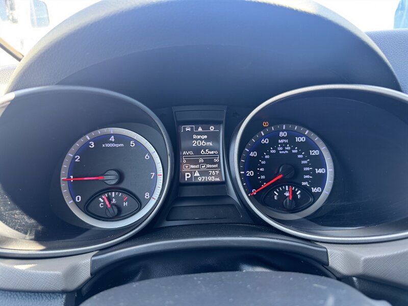 2016 Hyundai SANTA FE SE   - Photo 16 - Redlands, CA 92373
