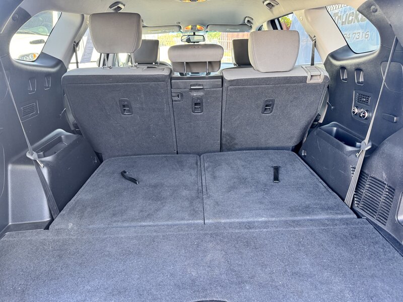 2016 Hyundai SANTA FE SE   - Photo 8 - Redlands, CA 92373