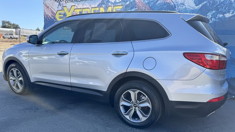 2016 Hyundai SANTA FE SE   - Photo 3 - Redlands, CA 92373