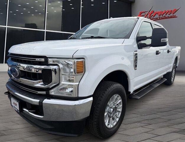 White 2021 Ford F-250 Super Duty Pickup Truck Four-Wheel Drive 6-Speed Automatic