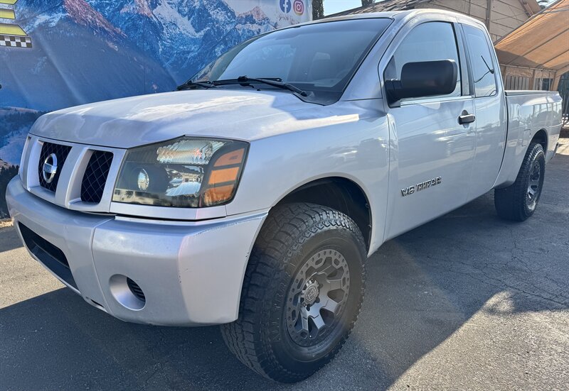 2006 Nissan Titan XE  