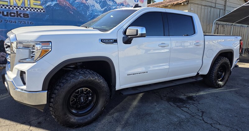 2020 GMC Sierra 1500 SLE  