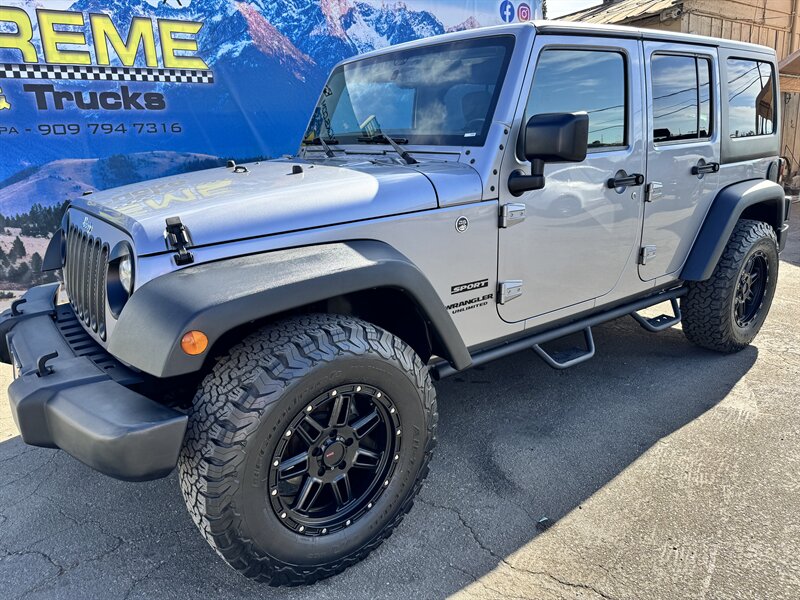 2017 Jeep Wrangler Unlimited Sport  