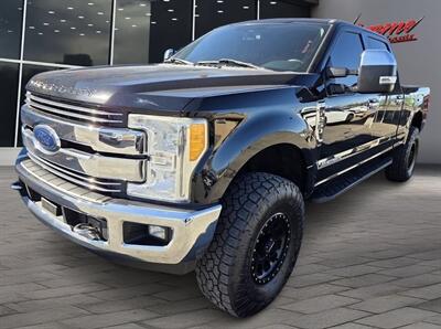 2017 Ford F-250 Super Duty Lariat Truck