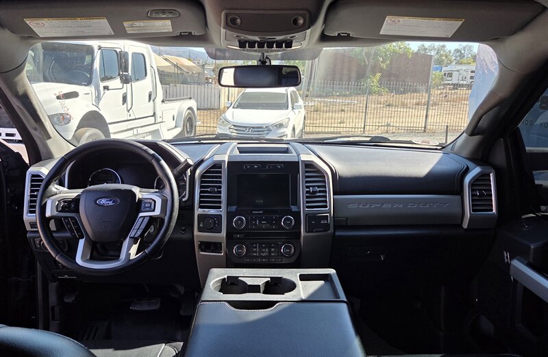 2017 Ford F-250 Super Duty LARIAT DIESEL   - Photo 14 - Redlands, CA 92373