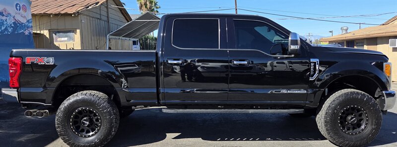 2017 Ford F-250 Super Duty LARIAT DIESEL   - Photo 36 - Redlands, CA 92373