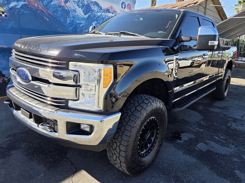 2017 Ford F-250 Super Duty LARIAT DIESEL   - Photo 1 - Redlands, CA 92373
