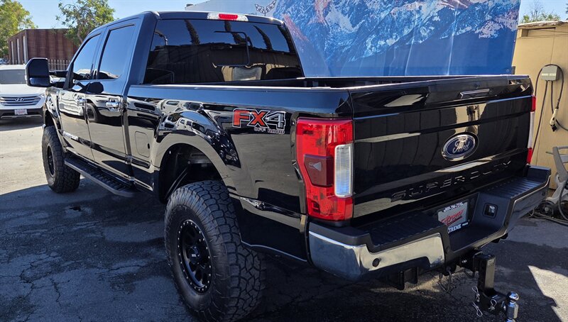 2017 Ford F-250 Super Duty LARIAT DIESEL   - Photo 5 - Redlands, CA 92373