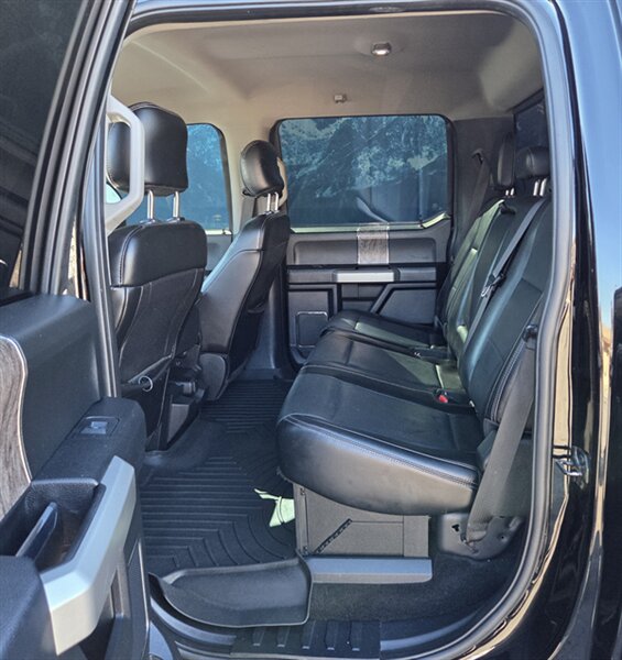 2017 Ford F-250 Super Duty LARIAT DIESEL   - Photo 12 - Redlands, CA 92373