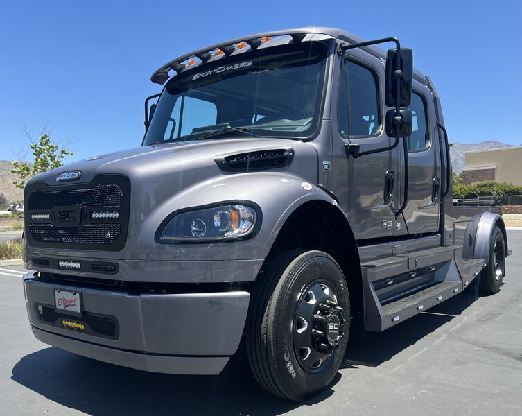 2025 Freightliner LH5 SPORTCHASSIS  LH5